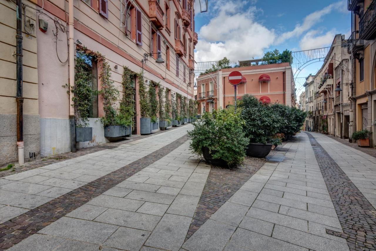 Right House Di Via Sulis - Best Neighborhood In The Town كالياري المظهر الخارجي الصورة